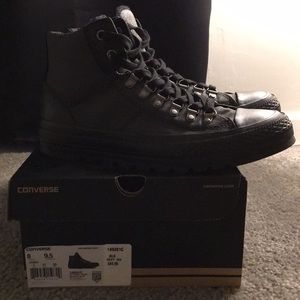 Converse Street Hiker size 8us